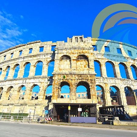 Apartment Vladimira 1569 Πούλα Εξωτερικό φωτογραφία